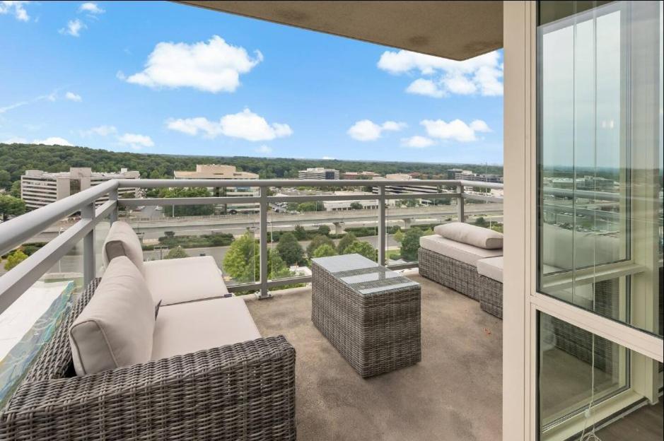 Hala Tysons Apart otel McLean Dış mekan fotoğraf
